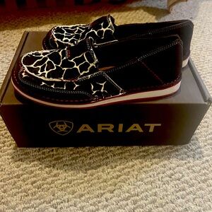 Ariat ladies shoes excellent condition